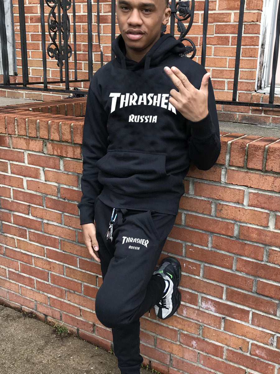 Herren Hoodie und Jogginghose Set mit auffälligem Logo Aliams