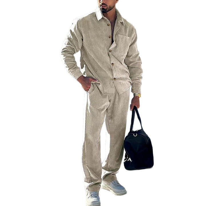 Herren Freizeitanzug mit innovativem Gewebe und praktischen Taschen Aliams