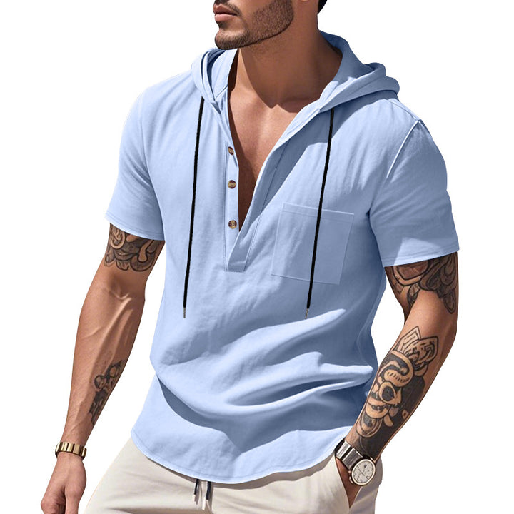 Herren Kurzarm-Henley-Shirt mit praktischer Kapuze und modischen Akzenten Aliams
