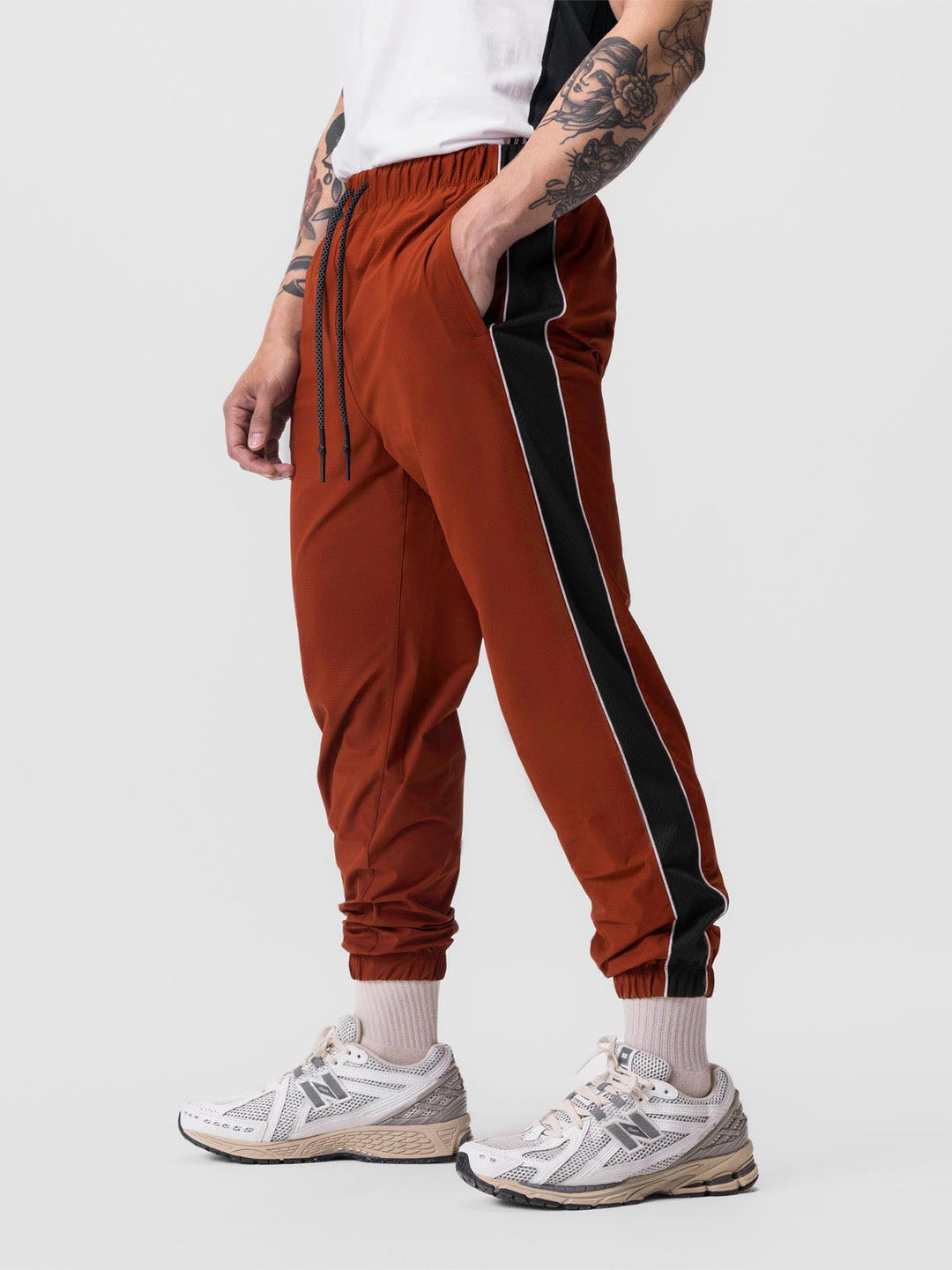 Herren Sportliche Trainingshose mit funktionalem Schnitt Aliams