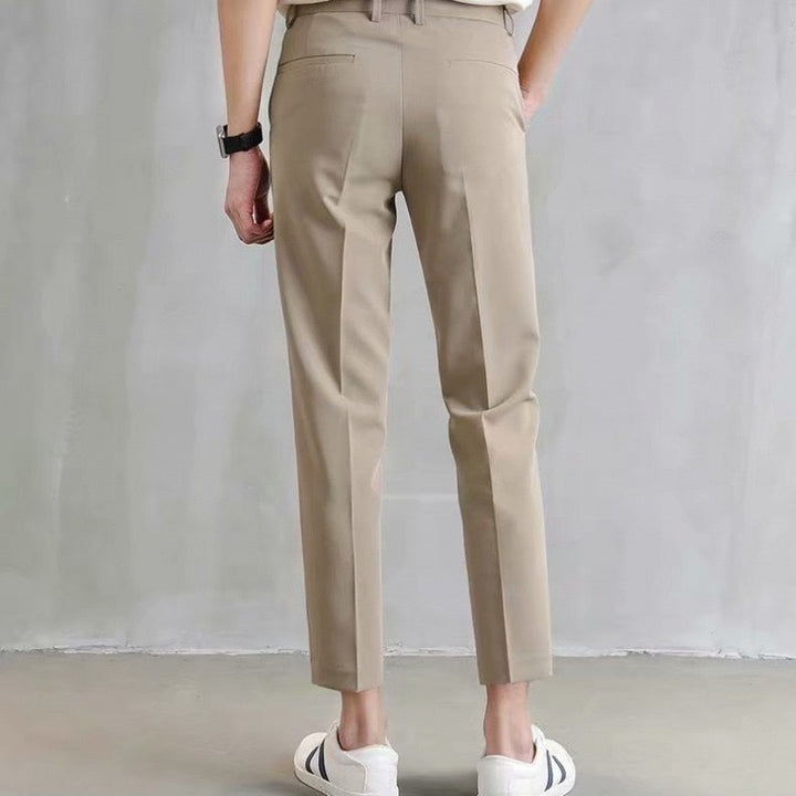 Herren klassische Chino-Hose mit eleganter Passform und subtilen Details Aliams