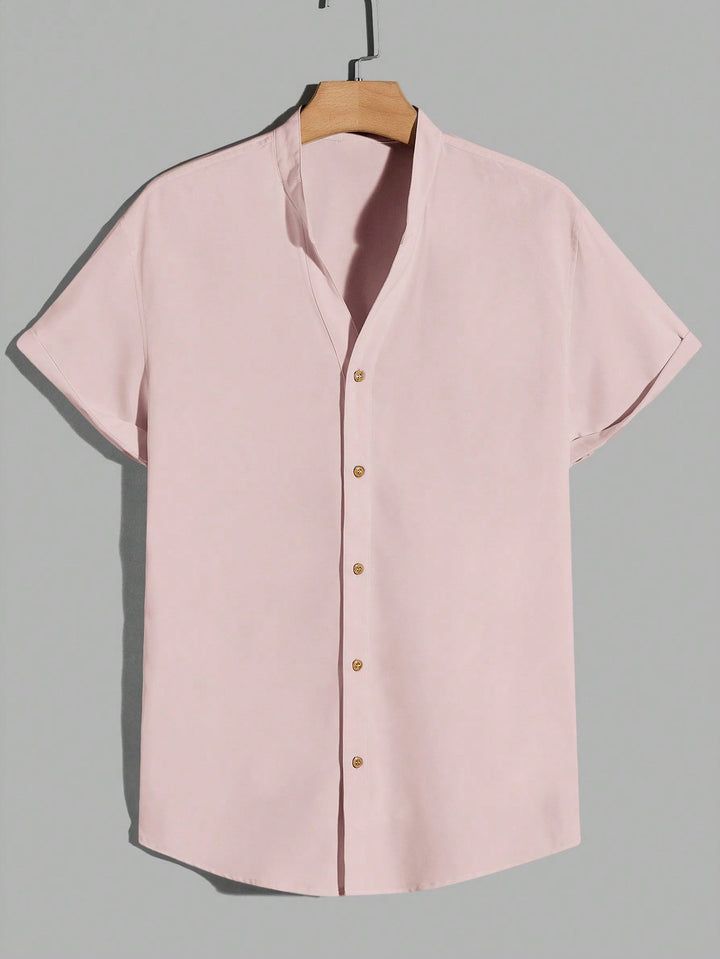 Herren Kurzarm-Hemd mit modernem Stehkragen und praktischen Knopfdetails Aliams