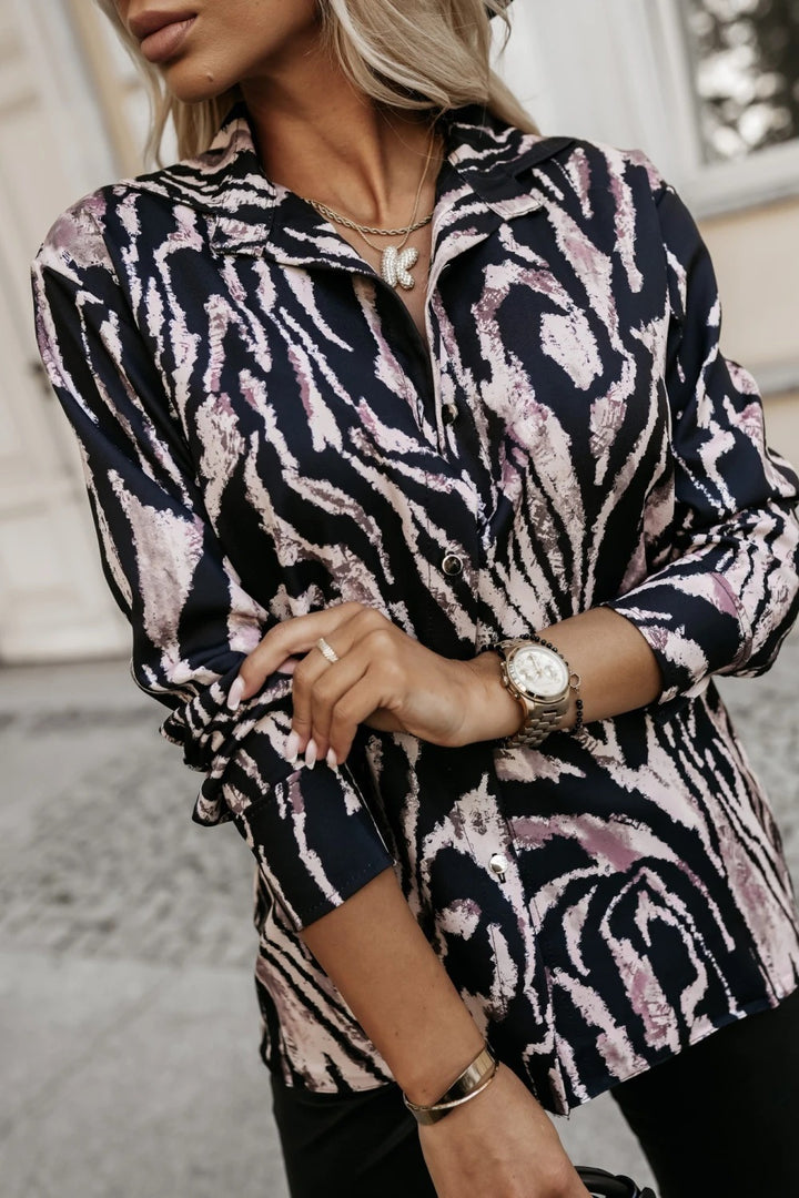 Damen Bluse mit lebhaftem Leopardenmuster und elegantem Schnitt Aliams