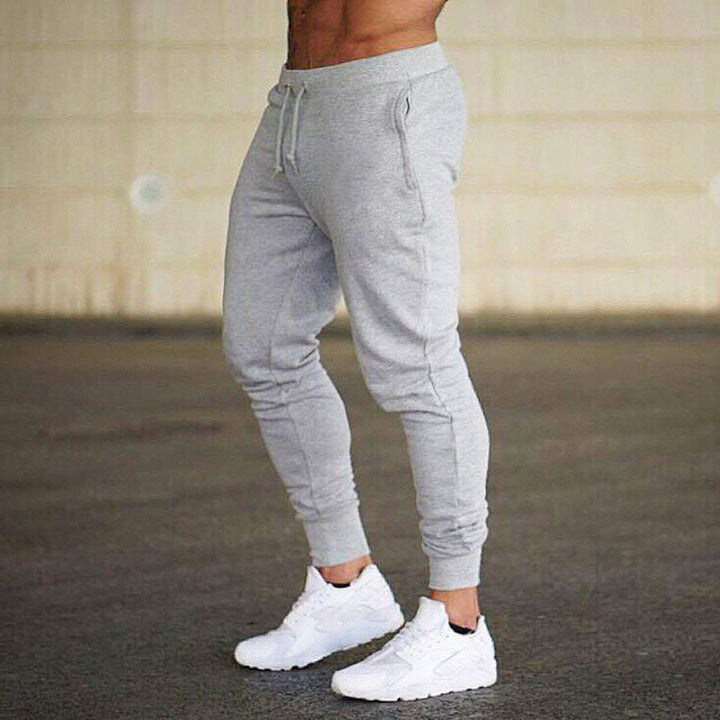 Herren stylische Jogginghose mit modernen Einsätzen und praktischen Taschen Aliams