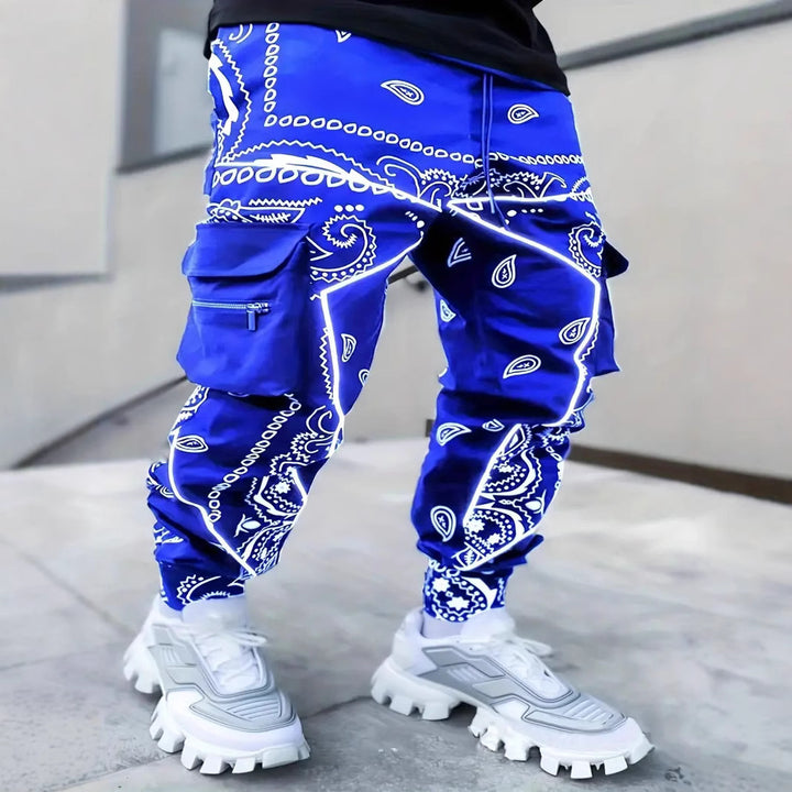 Herren Cargo-Hose mit ausgefallenem Bandana-Muster und praktischen Taschen Aliams