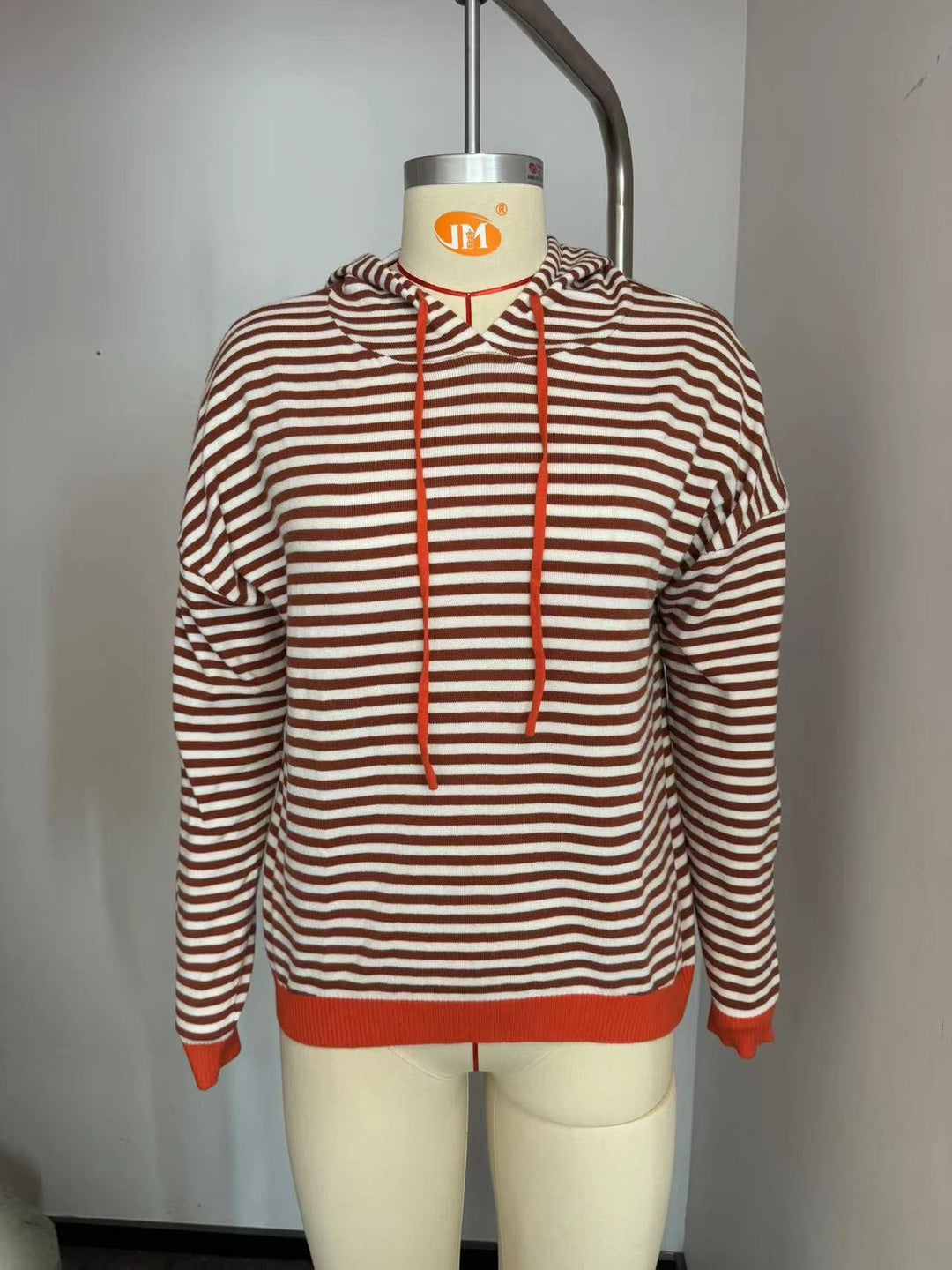 Damen Gestreifter Hoodie mit Lässigem Schnitt und Kontrastierenden Details Aliams