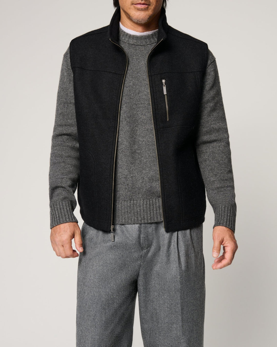 Herren robuste Weste aus hochwertiger Wolle mit zwei praktischen Taschen Aliams