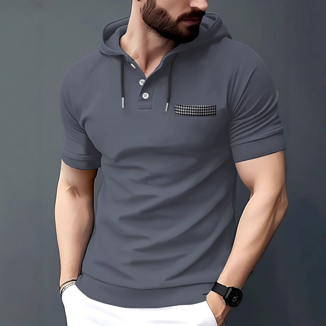 Stylisches Herren Polo mit kurzem Arm und Kapuze mit Kontrasttasche Aliams