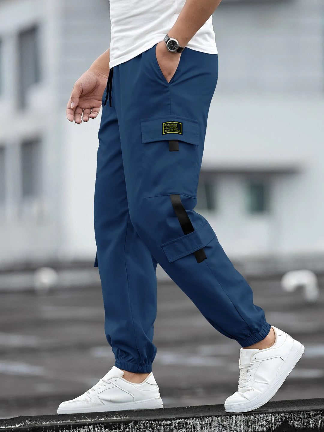 Herren stylische Cargo-Hose mit elastischem Bund und vielseitigen Taschen Aliams