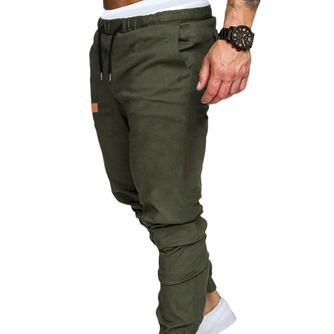 Herren Freizeit-Jogginghose mit elastischem Bund und praktischen Reißverschlusstaschen Aliams