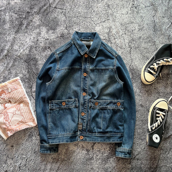 Herren Denimjacke mit aufgesetzten Taschen und modischen Knopfdetails Aliams