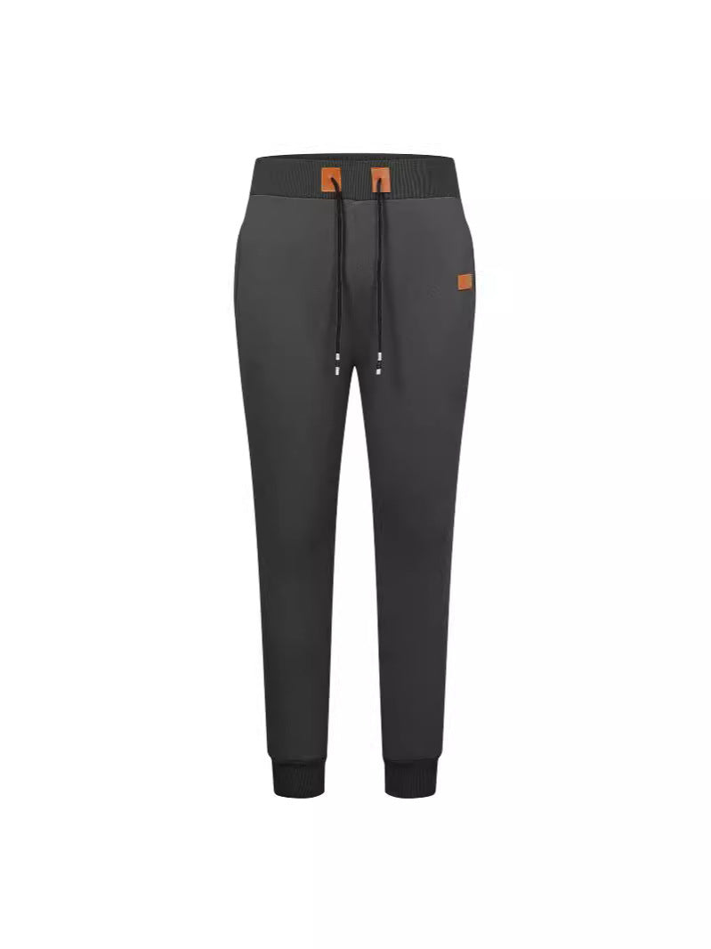 Herren Komfortable Jogginghose mit verstellbarem Bund und seitlichen Reißverschlusstaschen Aliams