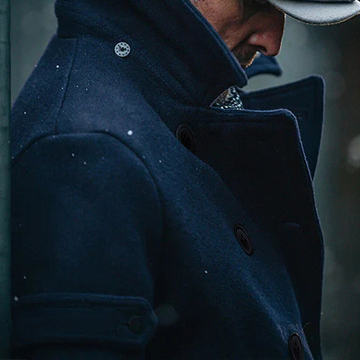 Herren Cordjacke mit praktischen Brusttaschen und modernem Schnitt Aliams