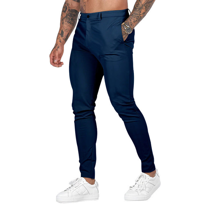 Herren Chinos im Slim-Fit Schnitt von Aliams