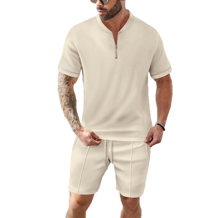 Herren sportliches Kurzarm-Set mit atmungsaktiven Materialien und modernem Schnitt Aliams