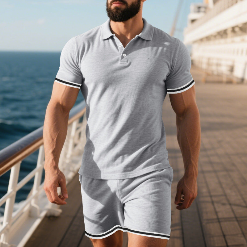 Herren Poloshirt und Shorts Ensemble mit kontrastierenden Details Aliams