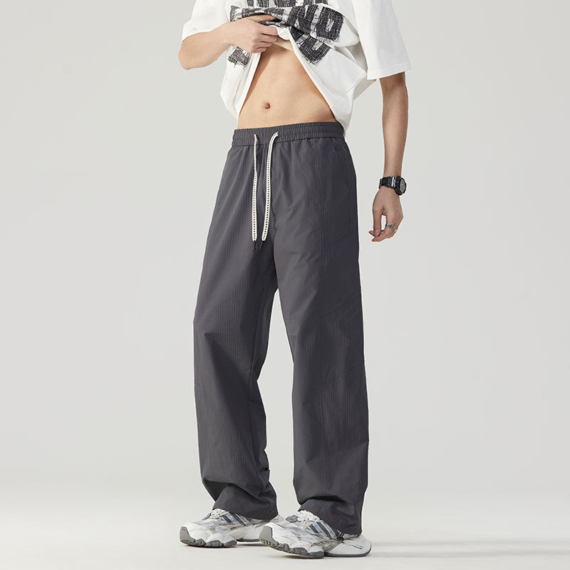 Herren Atmungsaktive Sporthose mit verstellbarem Bund und seitlichen Reißverschlusstaschen Aliams