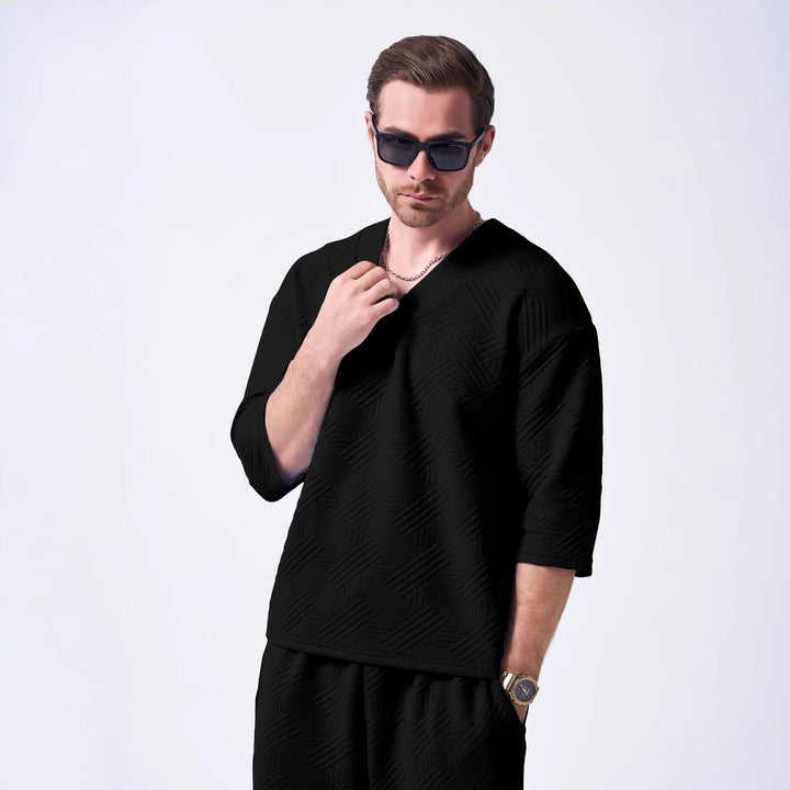 Herren TrendigesKurzarm-Oberteil mit modernem V-Ausschnitt und strukturiertem Design Aliams