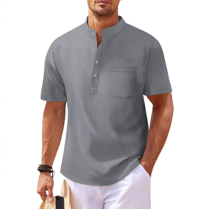 Herren Kurzarm-Henley-Shirt mit strukturiertem Design und praktischer Brusttasche Aliams
