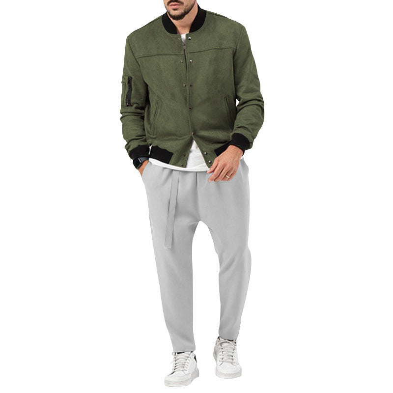 Herren Bomberjacke aus luxuriösem Wildleder mit praktischen Reißverschlusstaschen und eleganten Akzenten Aliams