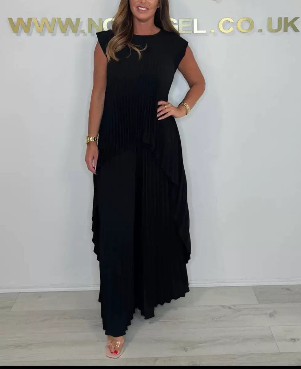 Damen Plissiertes Jumpsuit mit Fließendem Schnitt und Asymmetrischem Design Aliams