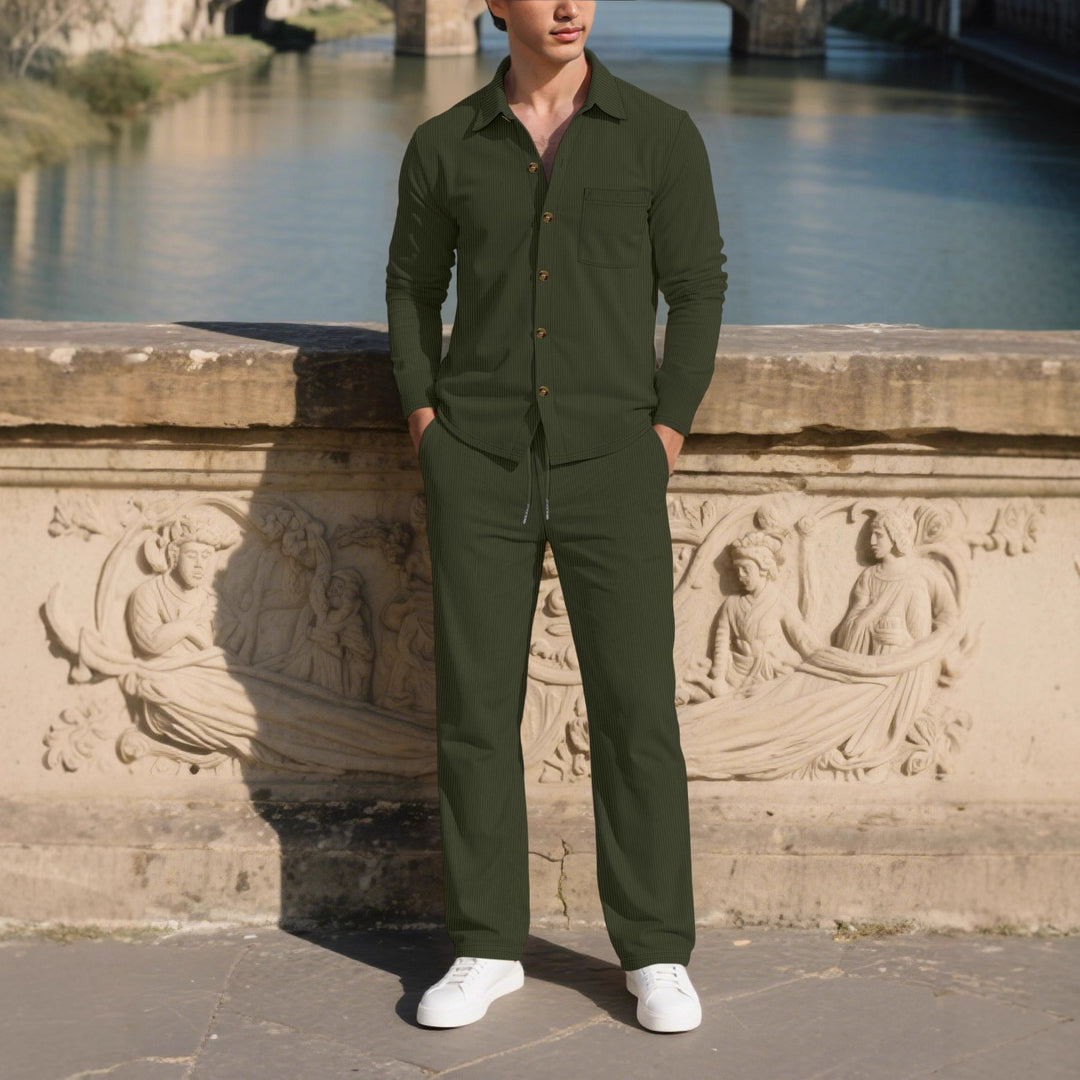 Herren eleganter Freizeitanzug mit strukturierter Oberfläche und praktischen Taschen Aliams