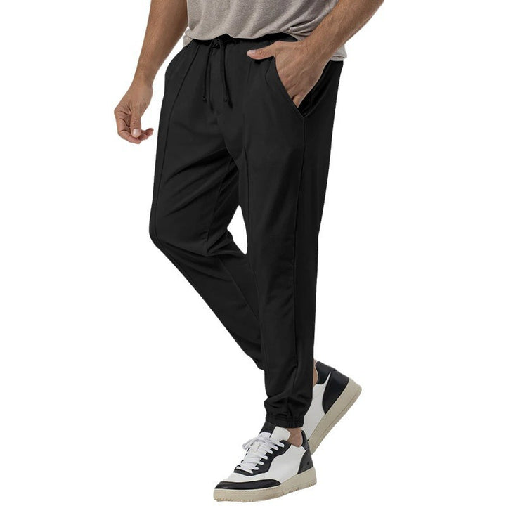 Herren Jogginghose mit elastischem Bund und praktischen Seitentaschen Aliams