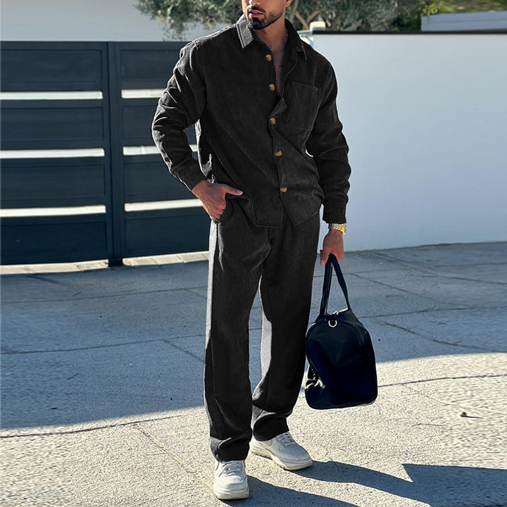 Herren Freizeitanzug mit innovativem Gewebe und praktischen Taschen Aliams