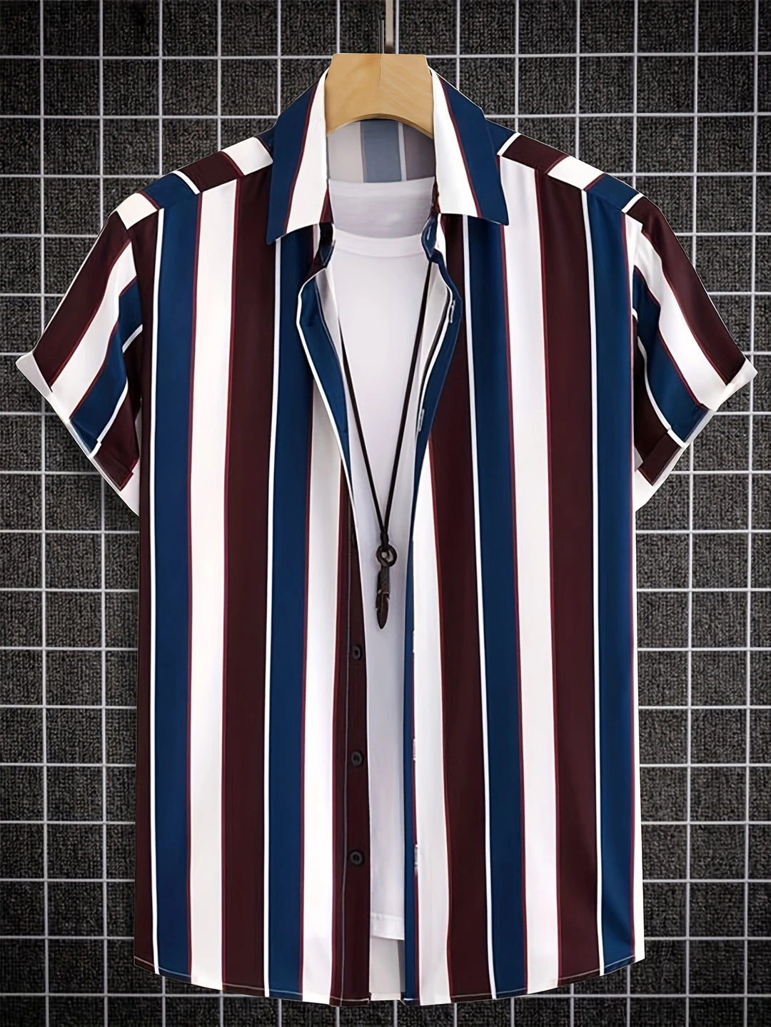 Herren Kurzarmhemd mit auffälligem Streifenmuster und lockerer Passform Aliams