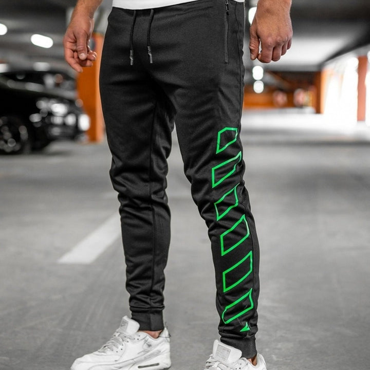 Herren Sportliche Jogginghose mit modernem Design und Seitentaschen Aliams