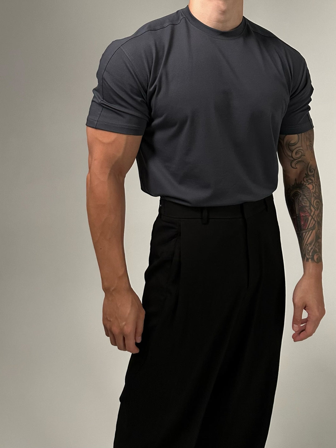 Herren Premium Fit T-Shirt Aliams