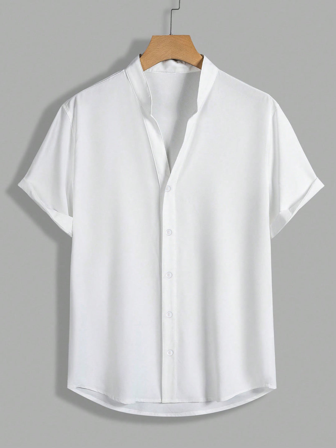 Herren Kurzarm-Hemd mit modernem Stehkragen und praktischen Knopfdetails Aliams