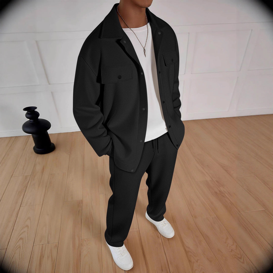 Herren komfortabler Freizeitanzug mit modernem Design und praktischen Taschen Aliams