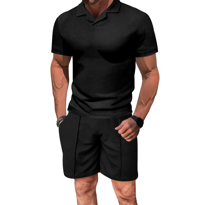 Herren Poloshirt und Shorts Set aus atmungsaktivem Stretchmaterial mit modernen Akzenten Aliams