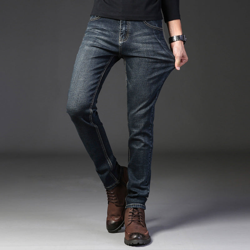 Herren schmal geschnittene Jeans mit angenehmem Stretch-Anteil und modernen Details Aliams
