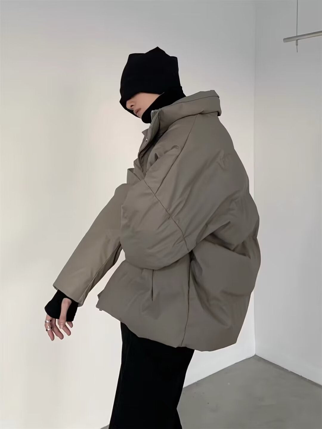 Unisex gefütterte Oversized-Jacke mit hohem Kragen Aliams