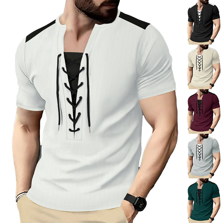 Herren Kurzarm-Henley-T-Shirt mit dekorativen Schnürdetails und atmungsaktiver Struktur Aliams