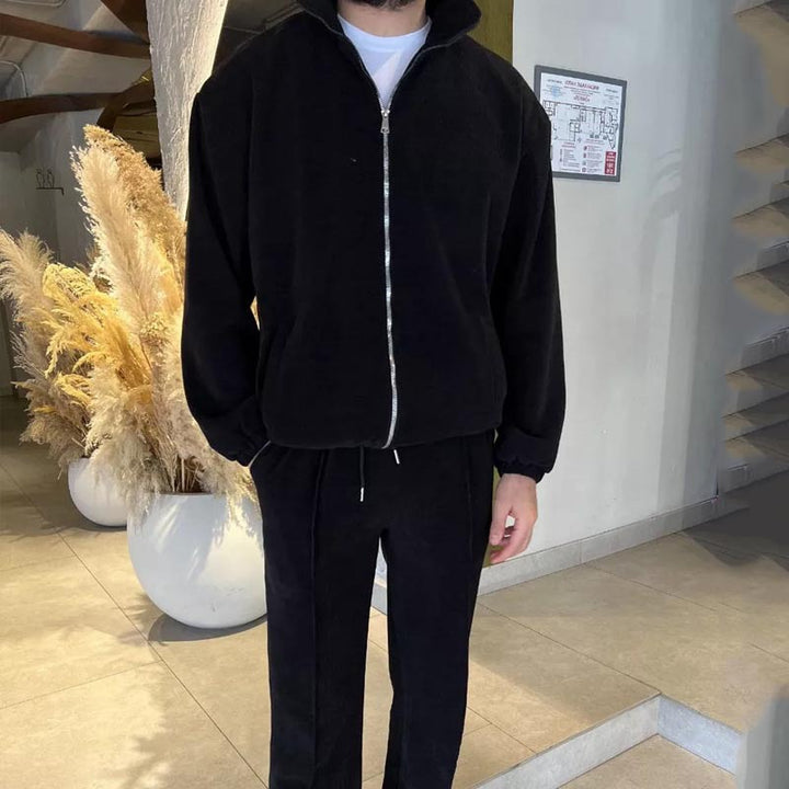 Herren Freizeitanzug aus weichem Cordmaterial mit hoher Atmungsaktivität und praktischem Reißverschluss Aliams