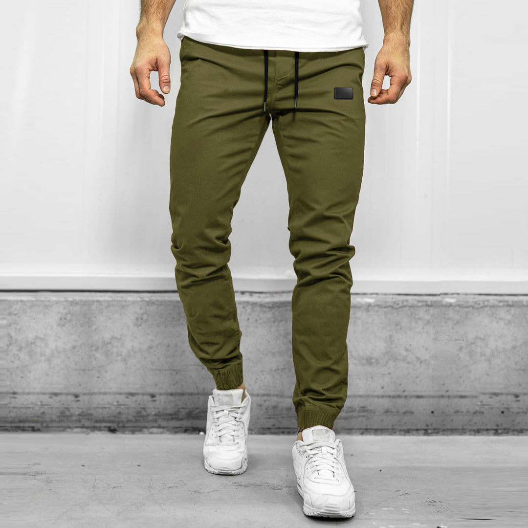 Herren Sportliche Jogginghose mit praktischen Taschen und elastischem Bund Aliams