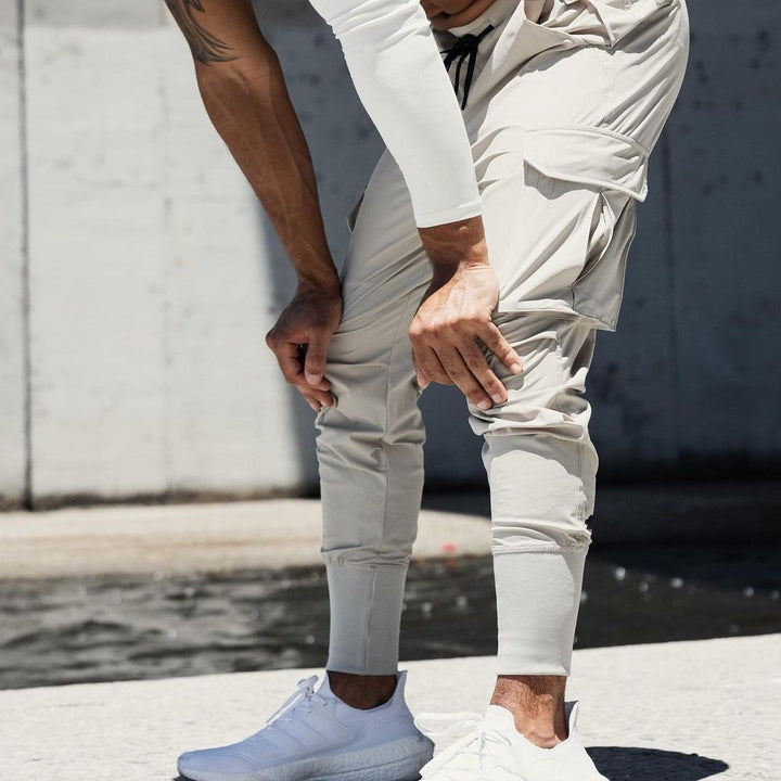 Herren Cargo-Jogginghose mit funktionalen Taschen Aliams