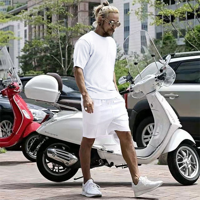 Herren stylisches Freizeit-Set aus atmungsaktivem Material und sportlichem Design Aliams