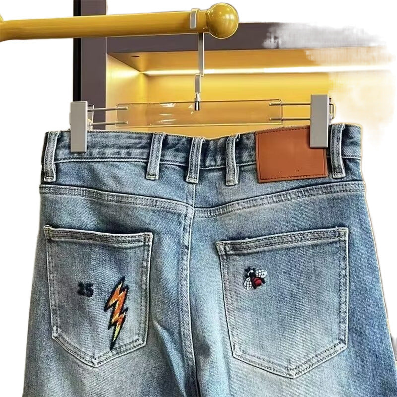 Damen lässige Jeans mit kreativem Stickdesign Aliams