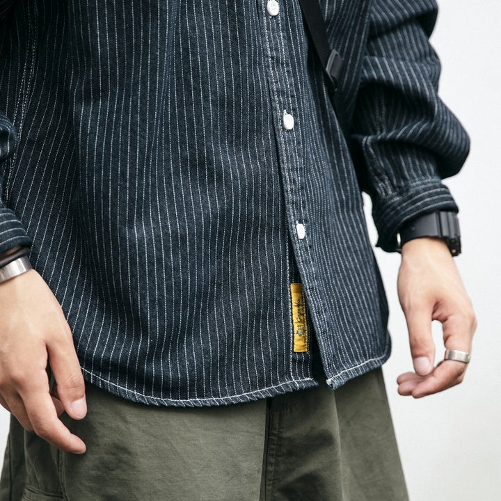 Herren Denim-Hemdjacke mit modernem Streifenmuster und praktischen Brusttaschen Aliams