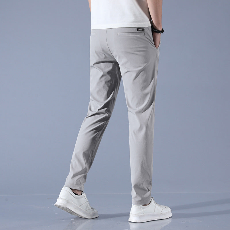 Herren sportliche Jogginghose mit elastischem Bund und praktischen Reißverschlusstaschen Aliams