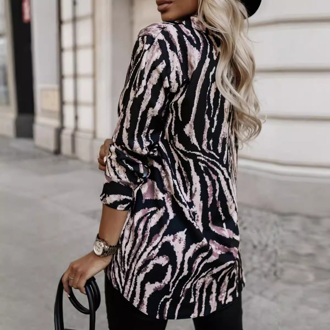 Damen Bluse mit lebhaftem Leopardenmuster und elegantem Schnitt Aliams