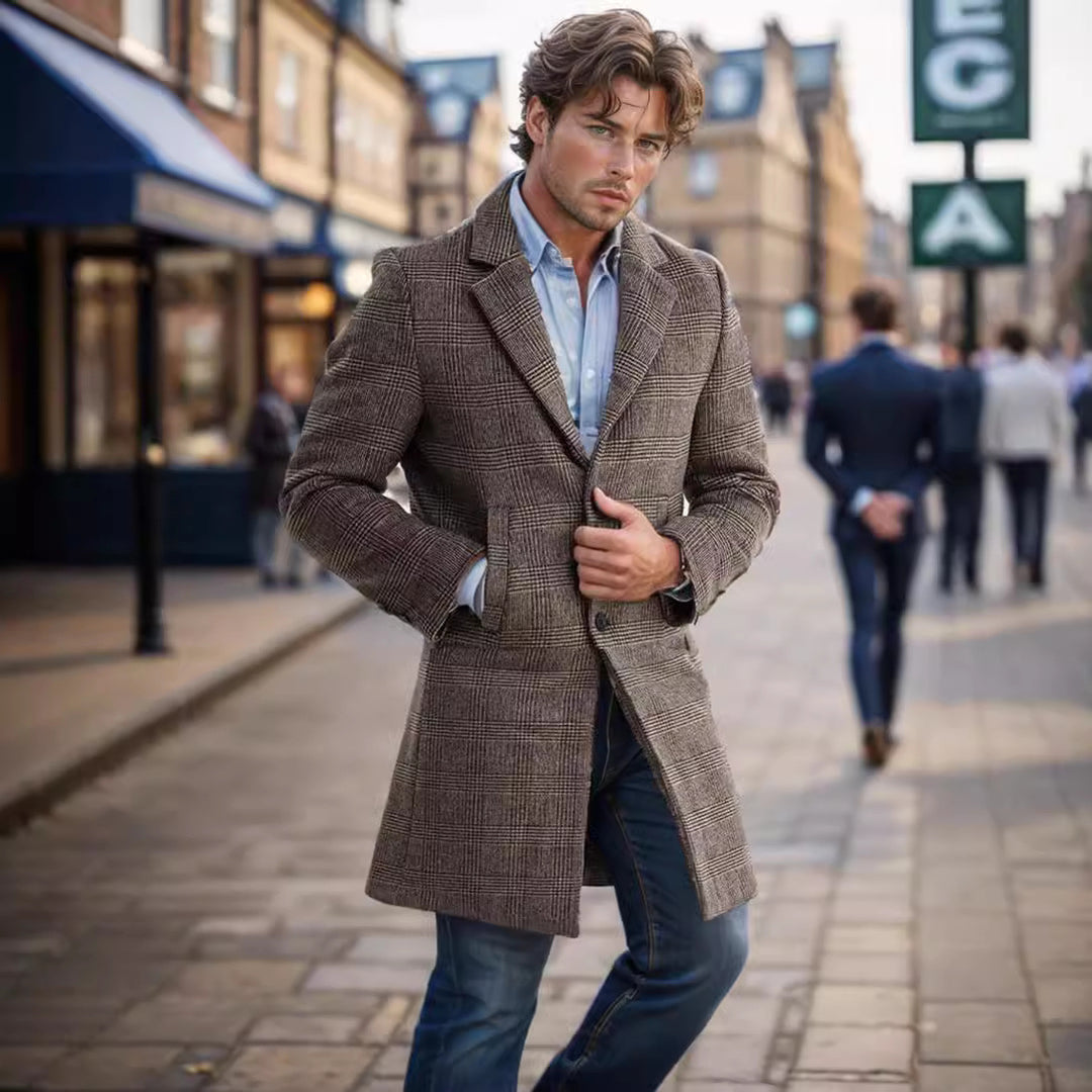 Herren eleganter Kinomantel mit gezieltem Karomuster und warmem Innenfutter Aliams