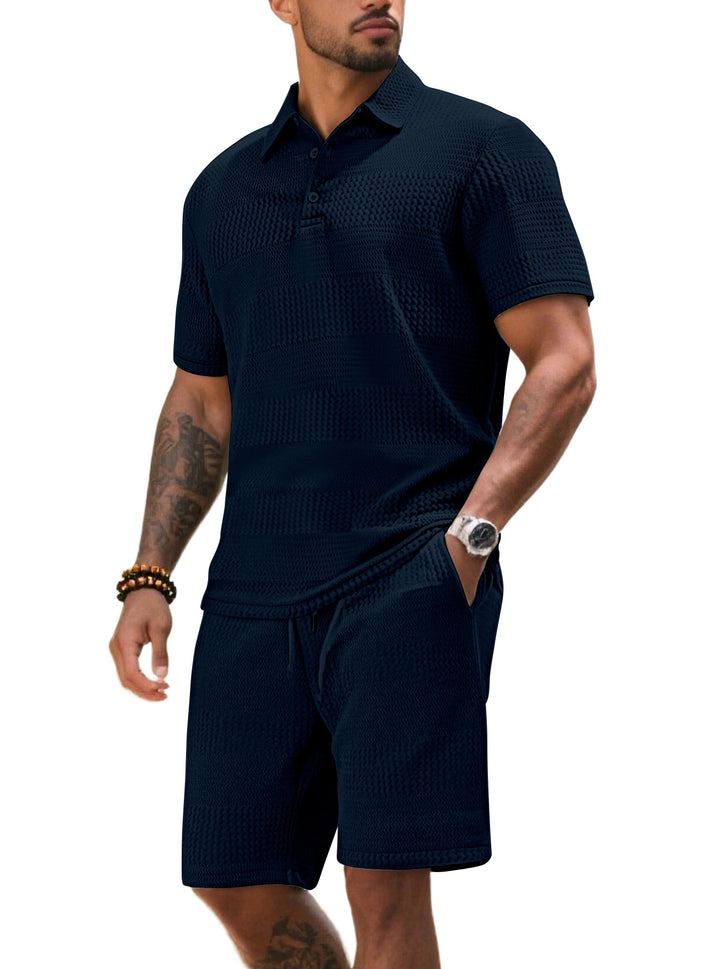 Herren Freizeitanzug mit strukturiertem Poloshirt und kurzen Hosen Aliams