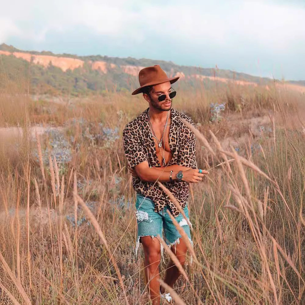 Herren Kurzarm-Hemd mit modernem Leopardenmuster und lässigem Schnitt Aliams