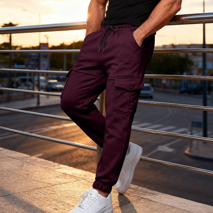 Herren Cargo-Jogginghose mit verstellbarem Bund und seitlichen Taschen Aliams