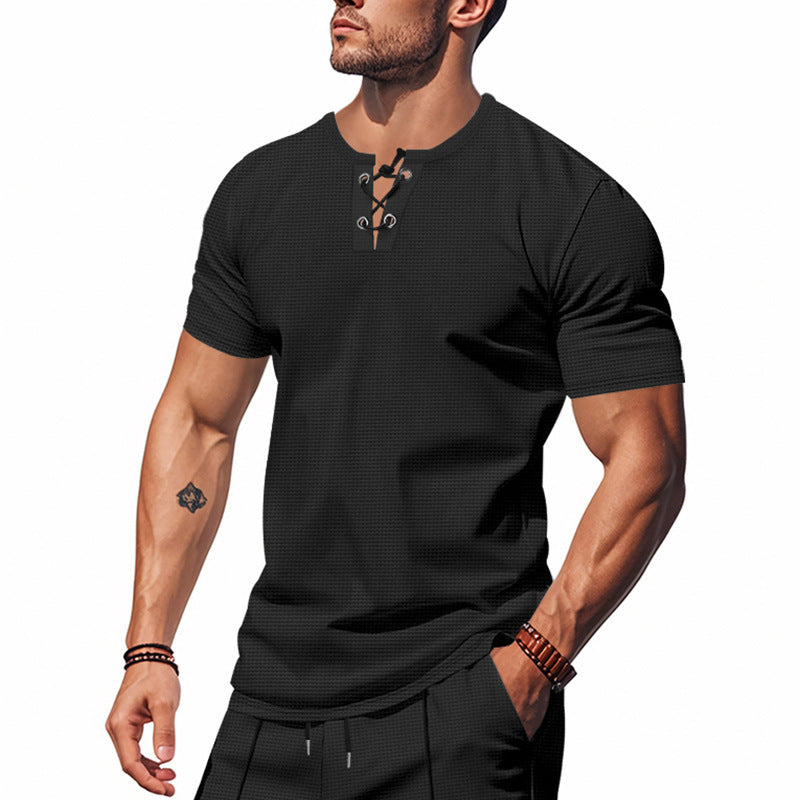 Herren Kurzarm-Henley-Shirt mit dezenten Knopfdetails und strukturierter Oberfläche Aliams